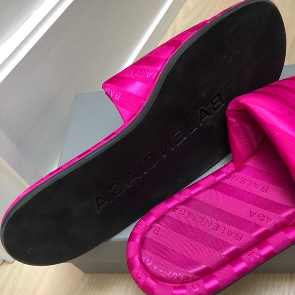 Balenciaga Jacquard Hotel Slides - Picture 2 of 3